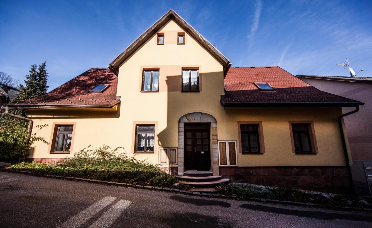 Vegzion - Vegan B&B Svoboda nad Úpou Exterior foto
