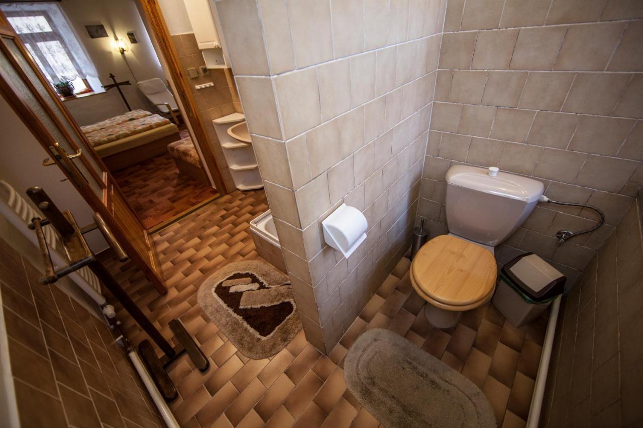Vegzion - Vegan B&B Svoboda nad Úpou Exterior foto
