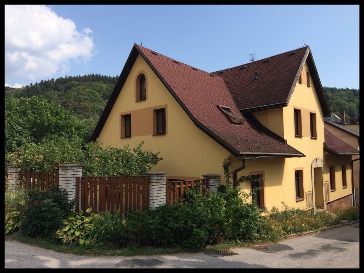 Vegzion - Vegan B&B Svoboda nad Úpou Exterior foto